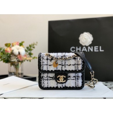 CHANEL Tweed Braided Calfskin & Gold-Tone Metal AS6075 black JK2697KX51