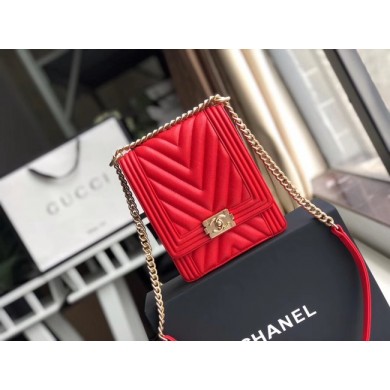 Imitation Boy chanel handbag Grained Calfskin & Gold-Tone Metal VS0130 red JK4536SU87