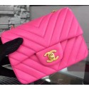 Replica Fashion Chanel Classic mini Flap Bag Chevron Sheepskin Leather A68748 Rose JK624HM85