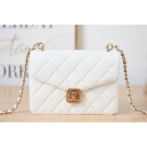 AAA Replica Chanel Lambskin FLAP BAG AS2840 white JK2852Oy84