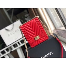 Imitation Boy chanel handbag Grained Calfskin & Gold-Tone Metal VS0130 red JK4536SU87