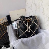 Replica Chanel drawstring bag Lambskin AS2386 black & white JK3446Yn66
